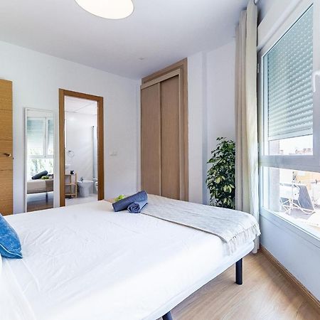 Modern Beach Apartment Valparaiso With Parking Málaga Kültér fotó