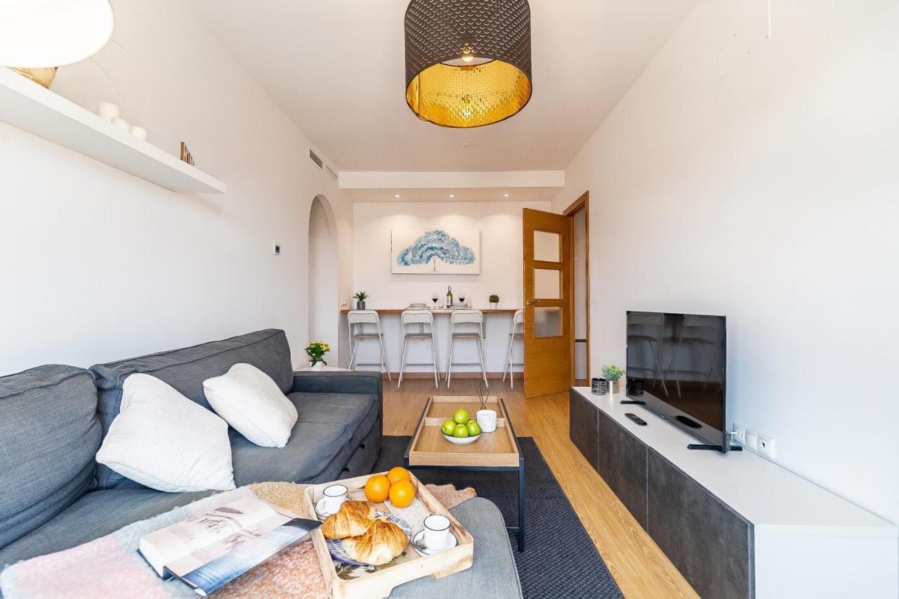 Modern Beach Apartment Valparaiso With Parking Málaga Kültér fotó