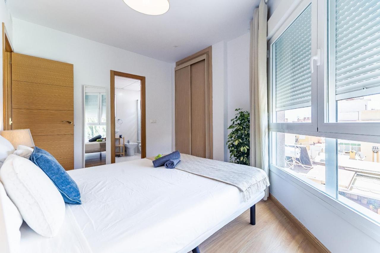 Modern Beach Apartment Valparaiso With Parking Málaga Kültér fotó